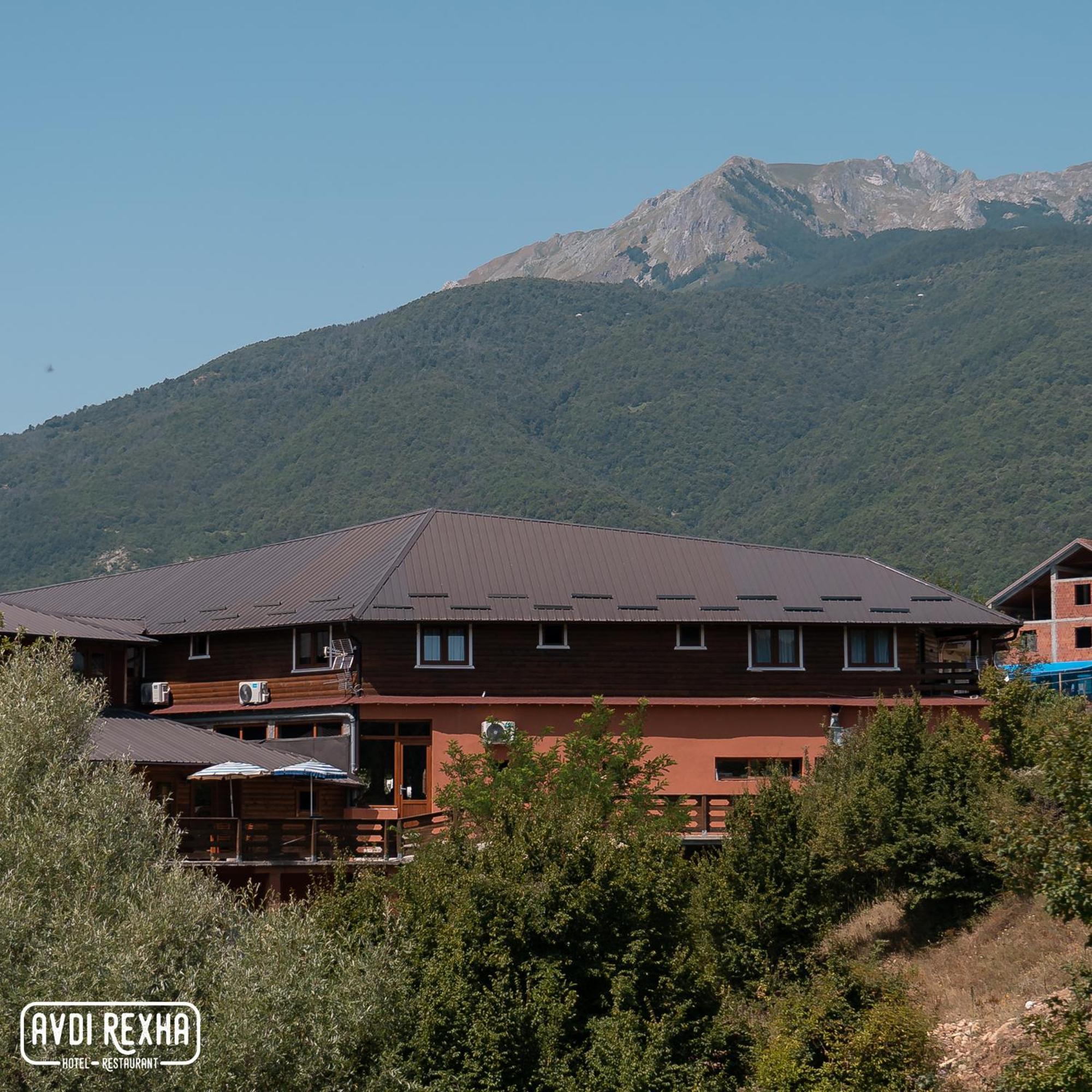 Hotel Avdi Rexha Bajram Curri Exterior foto