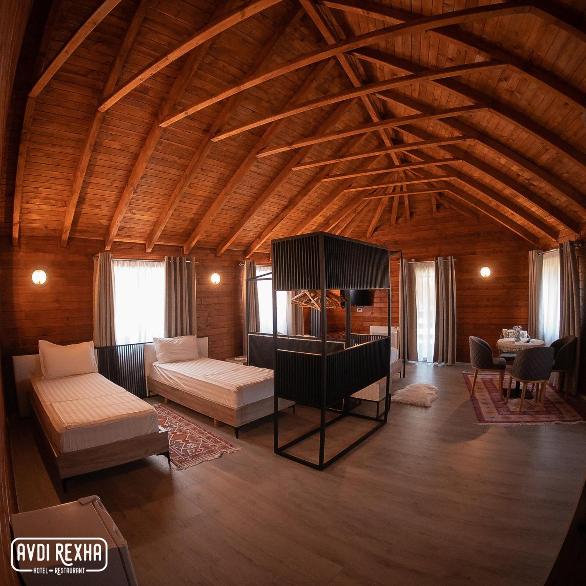 Hotel Avdi Rexha Bajram Curri Exterior foto