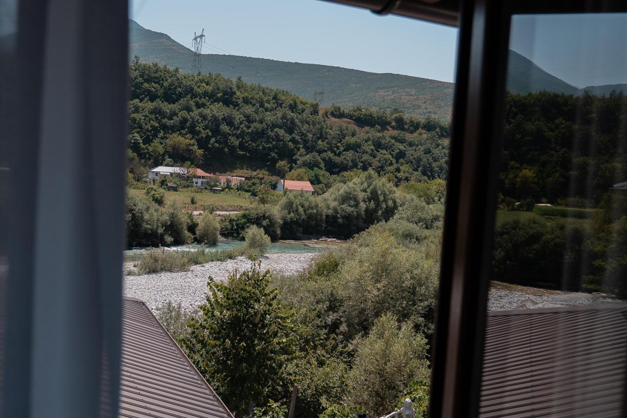 Hotel Avdi Rexha Bajram Curri Exterior foto